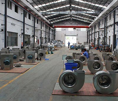 離心風(fēng)機(jī)組裝調(diào)試車間 離心風(fēng)機(jī)組裝調(diào)試車間